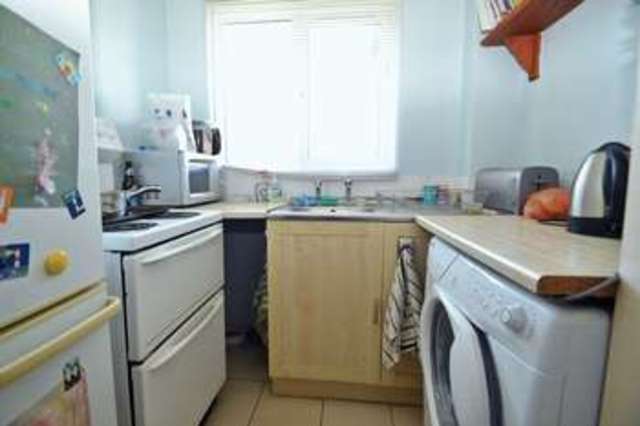  Image of 1 bedroom Terraced house to rent in Stonebridge Clevedon BS21 at Stonebridge  Clevedon, BS21 5BY