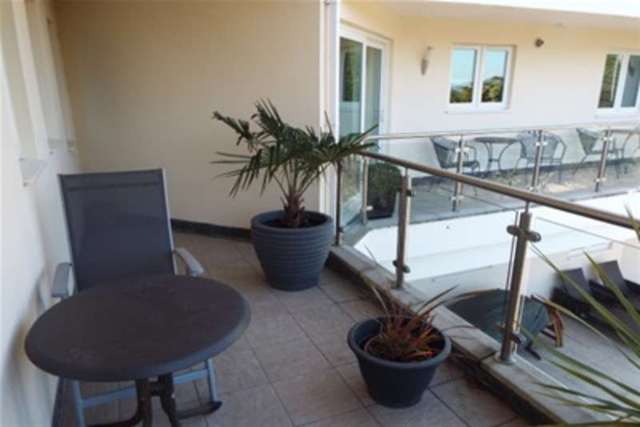  Image of 2 bedroom Flat to rent in Studland Road Westbourne Bournemouth BH4 at Bournemouth, BH4 8JJ