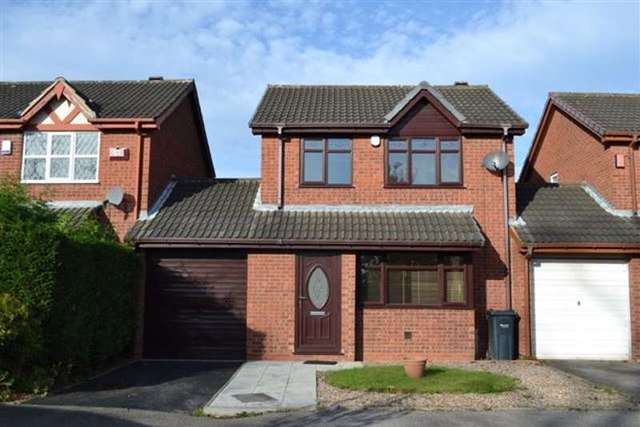  Image of 3 bedroom Detached house to rent in Swallow Close Wednesbury WS10 at Swallow Close  Wednesbury, WS10 9TX
