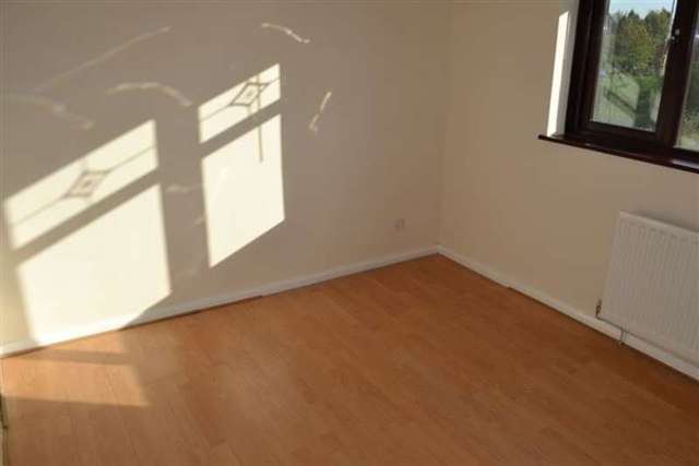  Image of 3 bedroom Detached house to rent in Swallow Close Wednesbury WS10 at Swallow Close  Wednesbury, WS10 9TX