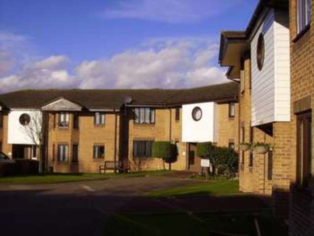  Image of 2 bedroom Retirement Property for sale in Swan Court Mistley Manningtree CO11 at Harwich Road Mistley Manningtree, CO11 1LN