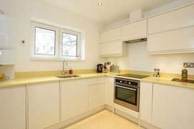  Image of 1 bedroom Flat to rent in Admiral Walk London W9 at Admiral Walk London Maida Hill, W9 3TY