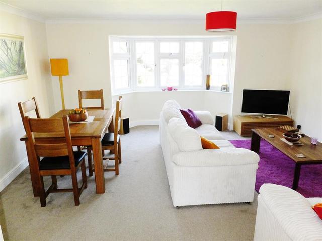  Image of 2 bedroom Flat for sale in Sycamore Close Carshalton SM5 at Carshalton Surrey Carshalton, SM5 2PS