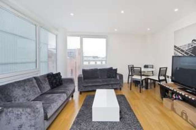  Image of 2 bedroom Flat to rent in Sylvester Path London E8 at Hackney London Hackney, E8 1EN