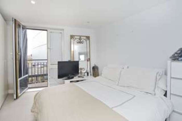  Image of 2 bedroom Flat to rent in Sylvester Path London E8 at Hackney London Hackney, E8 1EN