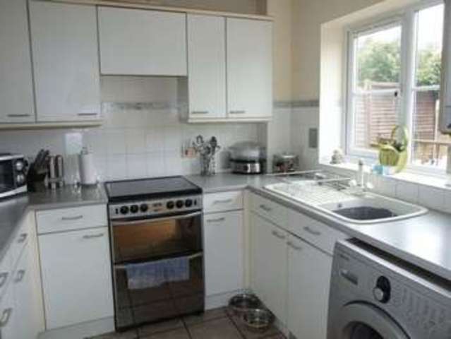  Image of 3 bedroom Semi-Detached house to rent in Teasel Walk Weston-super-Mare BS22 at Teasel Walk  Weston-Super-Mare, BS22 8QS
