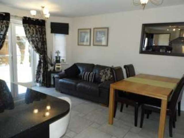  Image of 4 bedroom Detached house for sale in Tench Road Calne SN11 at Tench Road  Calne, SN11 9PW