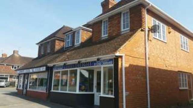  Image of 1 bedroom Flat to rent in Tennyson Road Cheltenham GL51 at Tennyson Road  Cheltenham, GL51 7BY