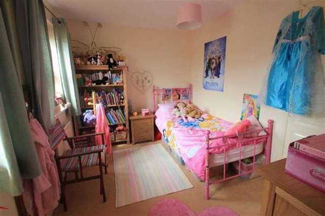  Image of 5 bedroom Detached house for sale in Terry Gardens Kesgrave Ipswich IP5 at Martlesham Heath, IP5 2EP