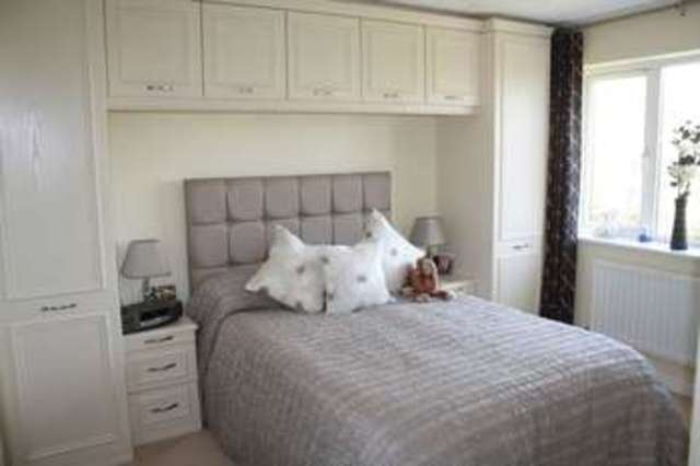  Image of 4 bedroom Detached house to rent in Youens Drive Thame OX9 at Youens Drive  Thame, OX9 3ZQ