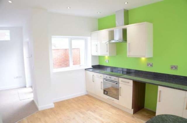  Image of 1 bedroom Apartment to rent in Okehampton Place St. Thomas Exeter EX4 at Okehampton Place  Exeter, EX4 1GA