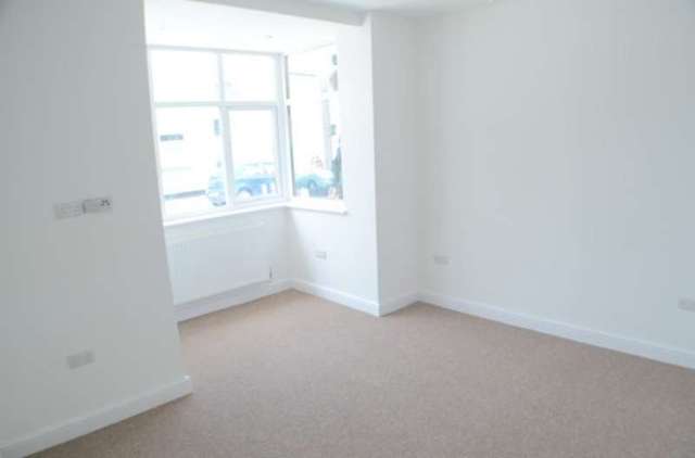  Image of 1 bedroom Apartment to rent in Okehampton Place St. Thomas Exeter EX4 at Okehampton Place  Exeter, EX4 1GA