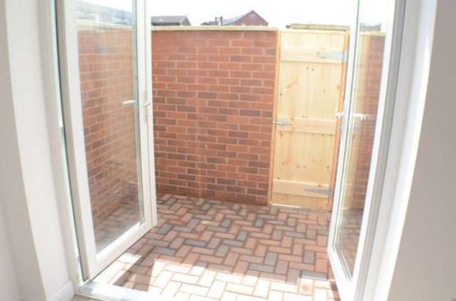  Image of 1 bedroom Apartment to rent in Okehampton Place St. Thomas Exeter EX4 at Okehampton Place  Exeter, EX4 1GA