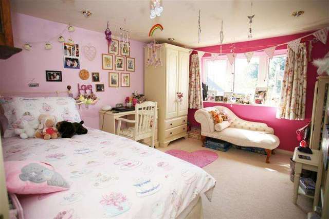  Image of 4 bedroom Detached house for sale in The Pound Bromham Chippenham SN15 at Bromham SN15 Bromham, SN15 2HF
