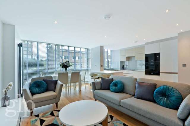  Image of 2 bedroom Flat for sale in Norfolk Crescent London W2 at Norfolk Crescent Paddington London, W2 2YS