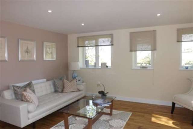  Image of 1 bedroom Flat to rent in Parklands Business Park Forest Road Denmead Waterlooville PO7 at Waterlooville, PO7 6AR