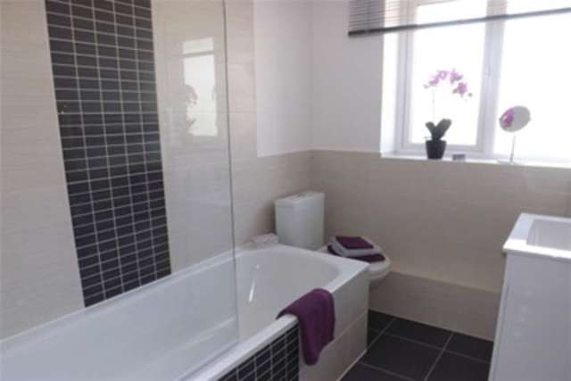  Image of 1 bedroom Flat to rent in Parklands Business Park Forest Road Denmead Waterlooville PO7 at Waterlooville, PO7 6AR