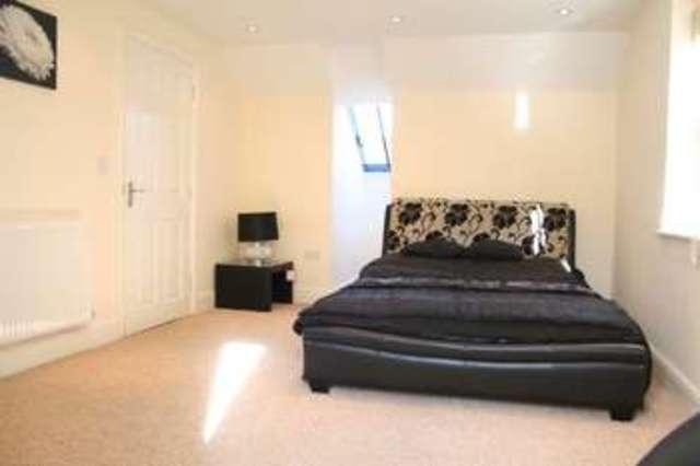 Image of 2 bedroom Flat to rent in Calcutts Road Jackfield Telford TF8 at Calcutts Road Jackfield TELFORD, TF8 7LG