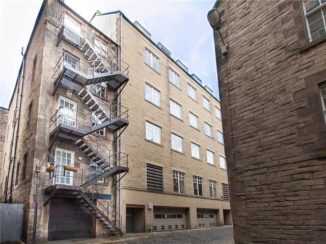  Image of 2 bedroom Flat to rent in Thistle Street Lane South West Edinburgh EH2 at City Centre Edinburgh Edinburgh, EH2 1EW