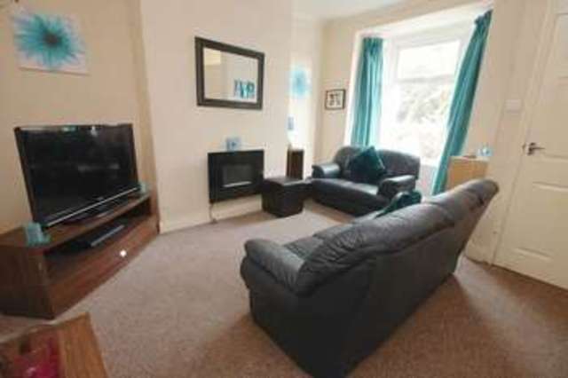  Image of 2 bedroom Terraced house to rent in Thompson Street West Darlington DL3 at Thompson Street West  Darlington, DL3 0HQ