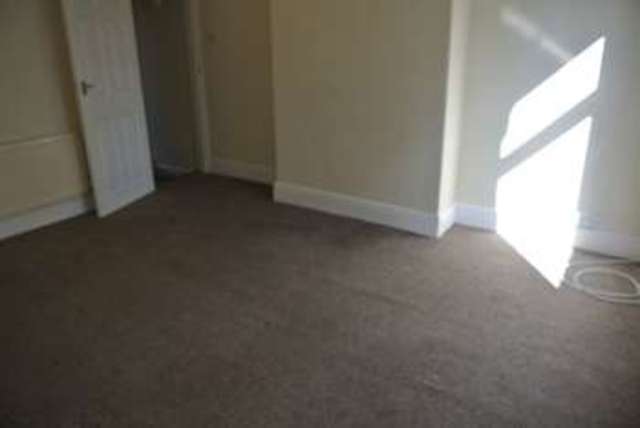  Image of 2 bedroom Terraced house to rent in Thompson Street West Darlington DL3 at Thompson Street West  Darlington, DL3 0HQ
