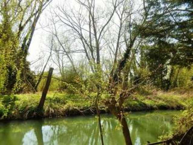  Image of 3 bedroom Detached house for sale in Glynswood Road Buckingham MK18 at Glynswood Road  Buckingham, MK18 1JF