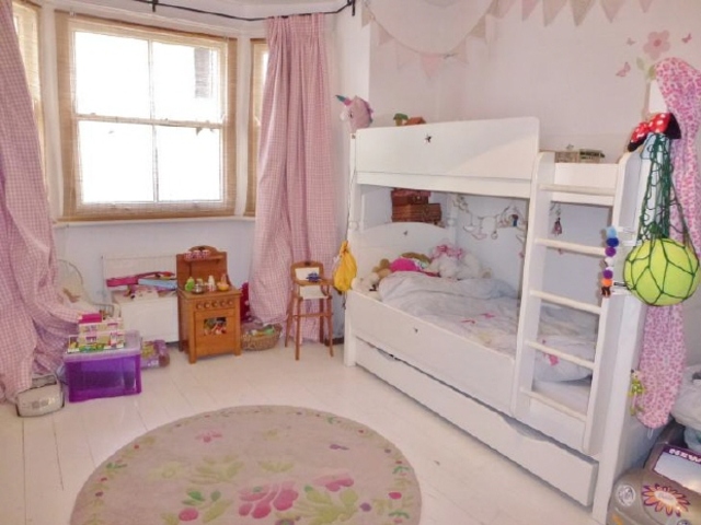 Image of 4 bedroom Flat to rent in Nightingale Road Southsea PO5 at Southsea  Not specified, PO5 3JL