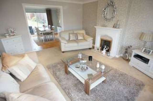  Image of 4 bedroom Detached house for sale in Throwley Close Pitsea Basildon SS13 at Throwley Close Pitsea Basildon, SS13 2AW