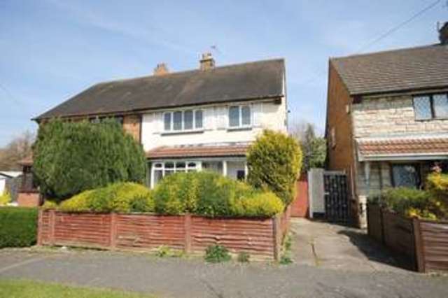  Image of 3 bedroom Terraced house to rent in Tintern Crescent Bloxwich Walsall WS3 at Tintern Crescent  Walsall, WS3 2SQ