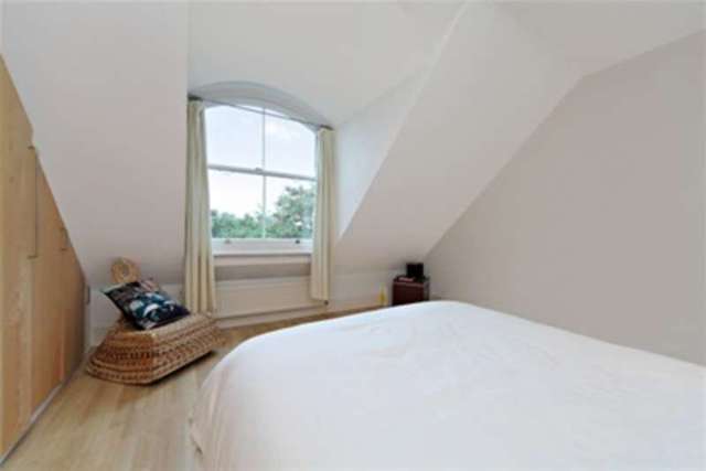  Image of 1 bedroom Flat to rent in Cambridge Park Twickenham TW1 at St. Margarets, TW1 2PF