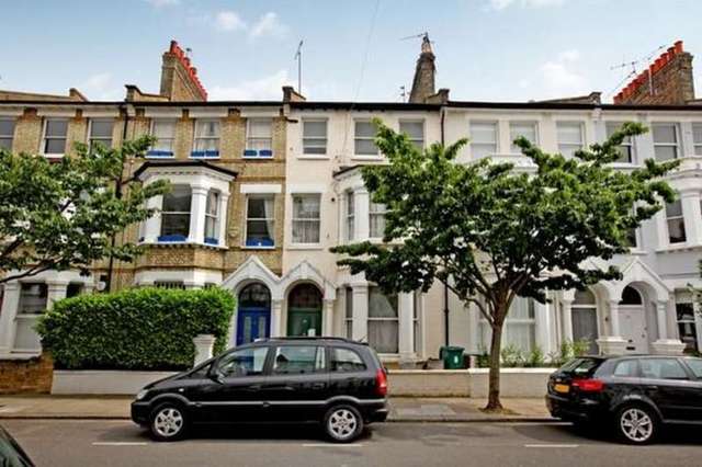 Image of 2 bedroom Maisonette for sale in Tournay Road London SW6 at Fulham London Fulham, SW6 7UG