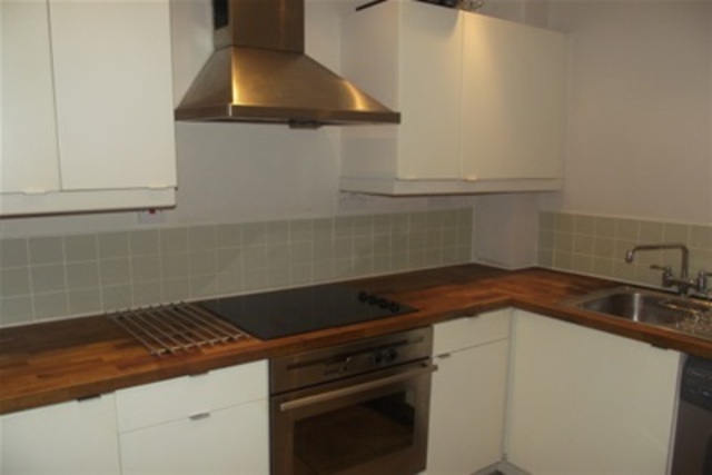  Image of 2 bedroom Flat to rent in Trefoil Avenue Shawlands Glasgow G41 at Shawlands Glasgow Glasgow, G41 3PE