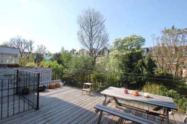  Image of 2 bedroom Flat to rent in Uplands Road London N8 at Hornsey London Hornsey, N8 9NH