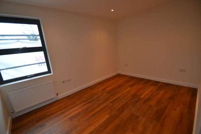  Image of 2 bedroom Apartment to rent in Upper High Street Epsom KT17 at Upper High Street  Epsom, KT17 4RA