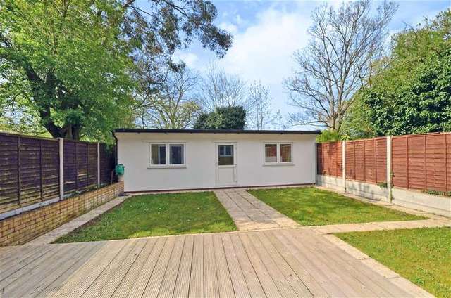  Image of 6 bedroom Terraced house for sale in Valentines Road Ilford IG1 at Ilford Essex Ilford, IG1 4RZ