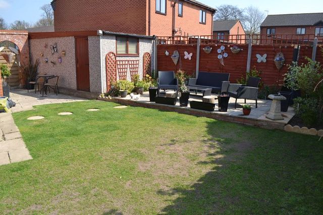  Image of 3 bedroom Semi-Detached house for sale in Vanessa Drive Morton Gainsborough DN21 at Vanessa Drive  Gainsborough, DN21 2UQ