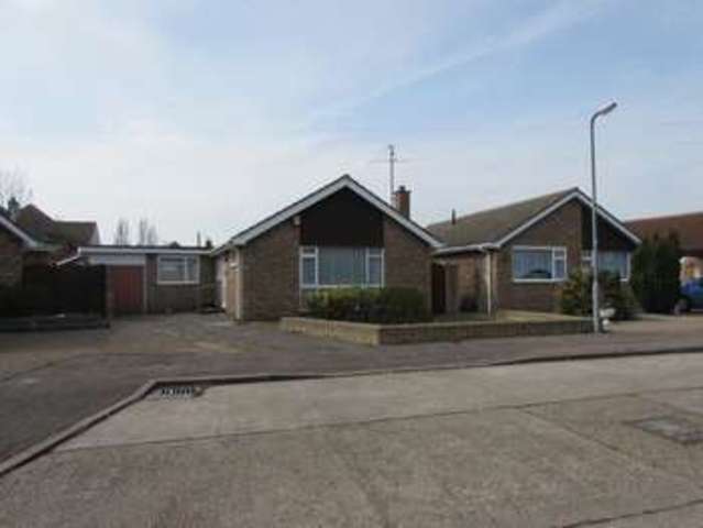  Image of 2 bedroom Property for sale in Vermont Close Clacton-on-Sea CO15 at Vermont Close  Clacton-On-Sea, CO15 6HJ