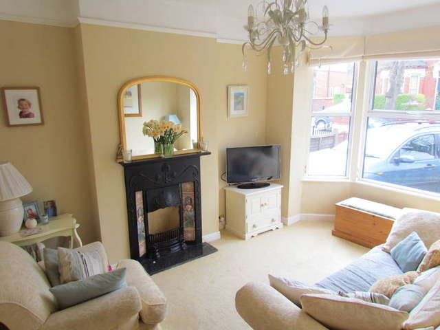  Image of 3 bedroom Semi-Detached house for sale in Vernon Park Road Worcester WR2 at Worcester Worcestershire Worcester, WR2 4NF