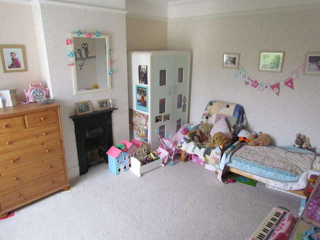  Image of 3 bedroom Semi-Detached house for sale in Vernon Park Road Worcester WR2 at Worcester Worcestershire Worcester, WR2 4NF