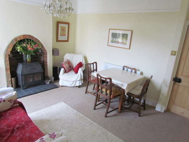  Image of 3 bedroom Semi-Detached house for sale in Vernon Park Road Worcester WR2 at Worcester Worcestershire Worcester, WR2 4NF