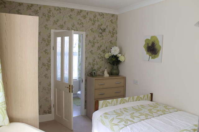  Image of 4 bedroom Detached house for sale in Vicarage Road Wednesfield Wolverhampton WV11 at Wednesfield West Midlands Wolverhampton, WV11 1SB