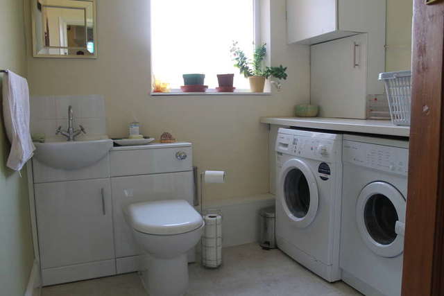  Image of 4 bedroom Detached house for sale in Vicarage Road Wednesfield Wolverhampton WV11 at Wednesfield West Midlands Wolverhampton, WV11 1SB
