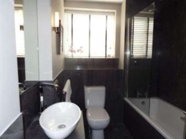  Image of 2 bedroom Flat for sale in Viceroy Close Edgbaston Birmingham B5 at Birmingham West Midlands Birmingham, B5 7UU