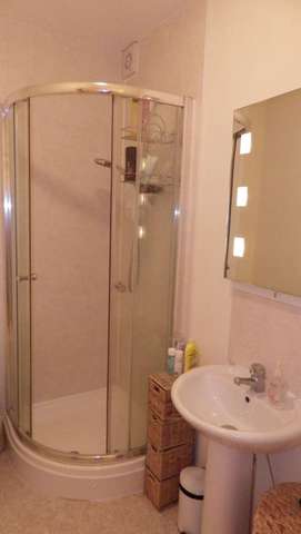  Image of 1 bedroom Apartment to rent in Victoria Road Cirencester GL7 at 97 Victoria Road  Cirencester, GL7 1ES