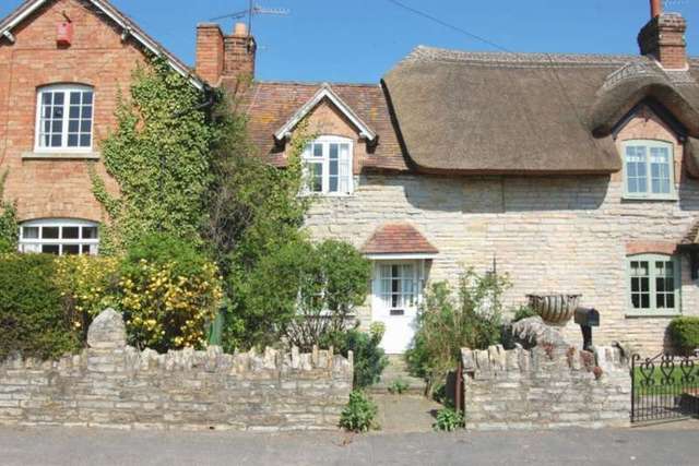  Image of 2 bedroom Property for sale in Binton Binton Stratford-upon-Avon CV37 at VILLAGE STREET BINTON STRATFORD UPON AVON, CV37 9TW