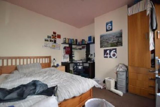  Image of 4 bedroom House Share to rent in Warwards Lane Stirchley Birmingham B29 at Selly Oak West Midlands Selly Oak, B29 7RA