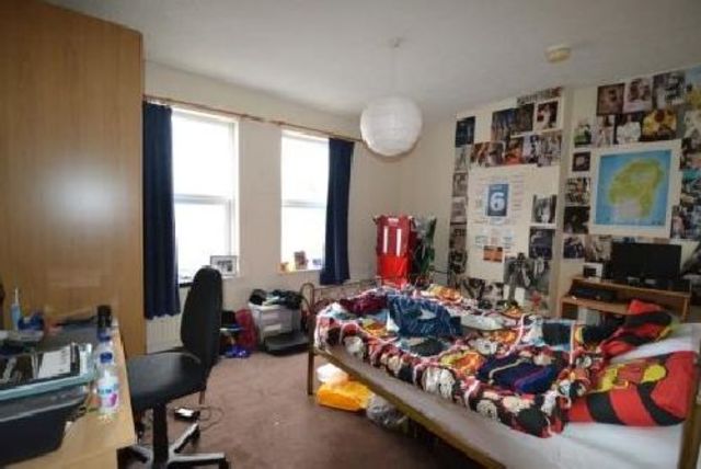  Image of 4 bedroom House Share to rent in Warwards Lane Stirchley Birmingham B29 at Selly Oak West Midlands Selly Oak, B29 7RA