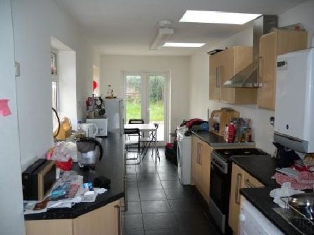  Image of 5 bedroom House Share to rent in Warwards Lane Stirchley Birmingham B29 at Selly Oak West Midlands Selly Oak, B29 7RA