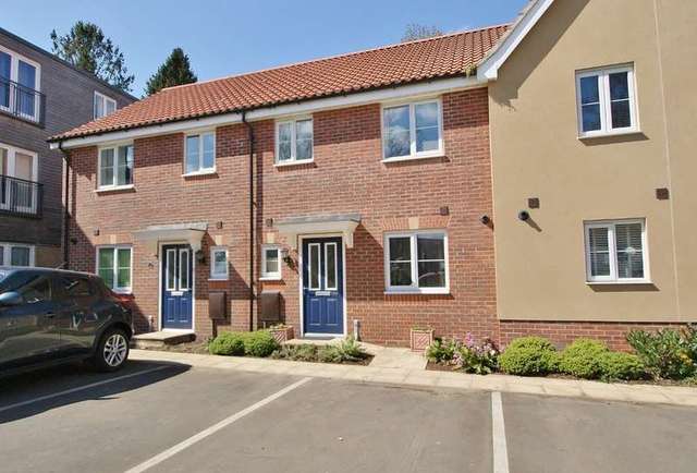  Image of 3 bedroom Terraced house for sale in Washington Drive Carbrooke Thetford IP25 at Carbrooke Thetford Merton, IP25 6NY