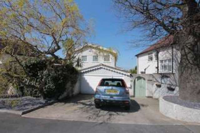  Image of 5 bedroom Detached house for sale in West Avenue Prestatyn LL19 at West Avenue  Prestatyn, LL19 9EY